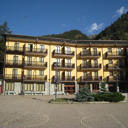 Casalpina Don Barra Hotell Pragelato Eksteriør bilde